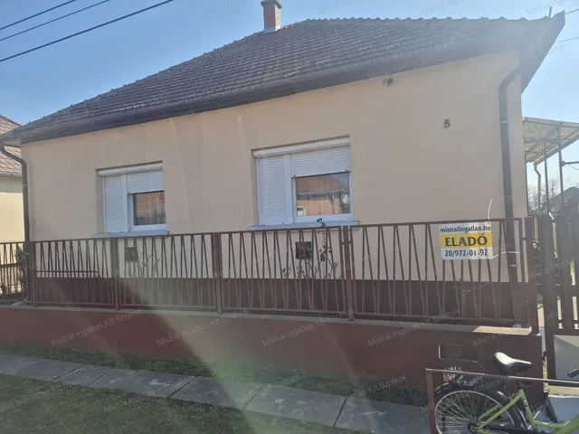 Eladó ház Zagyvarékas 70 nm