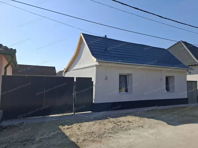 Eladó ház Szolnok, Pletykafalu 47 nm