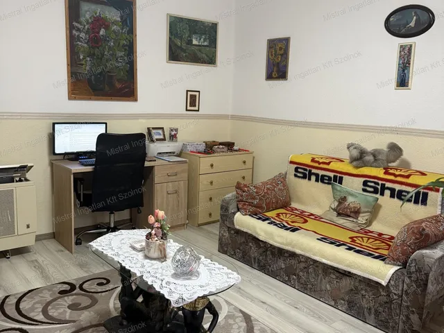 Eladó ház Szolnok 70 nm