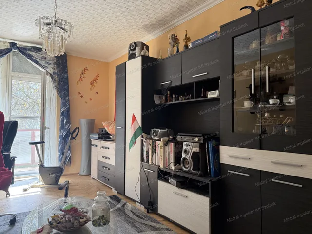 Eladó lakás Szolnok, Tallinn 54 nm