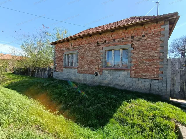 Eladó ház Törökszentmiklós, Alvég 70 nm