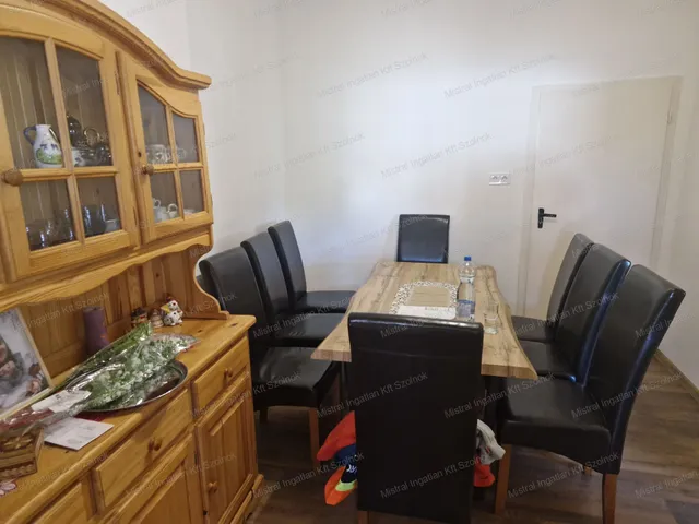 Eladó ház Zagyvarékas 110 nm