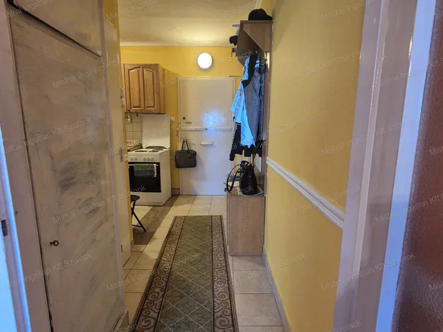 Eladó lakás Szolnok, Belváros 30 nm