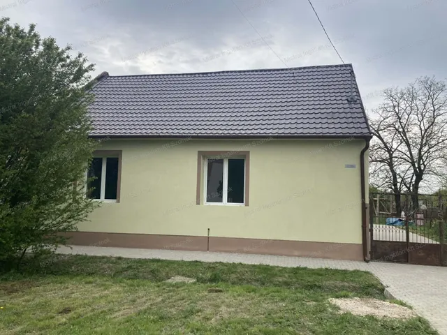 Eladó ház Zagyvarékas 67 nm
