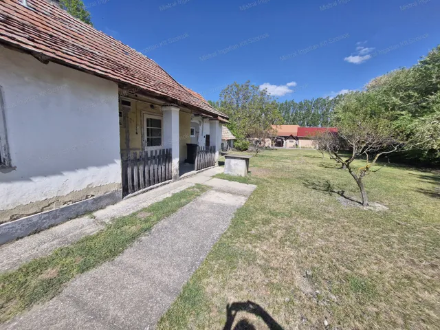 Eladó ház Újszilvás 37 nm