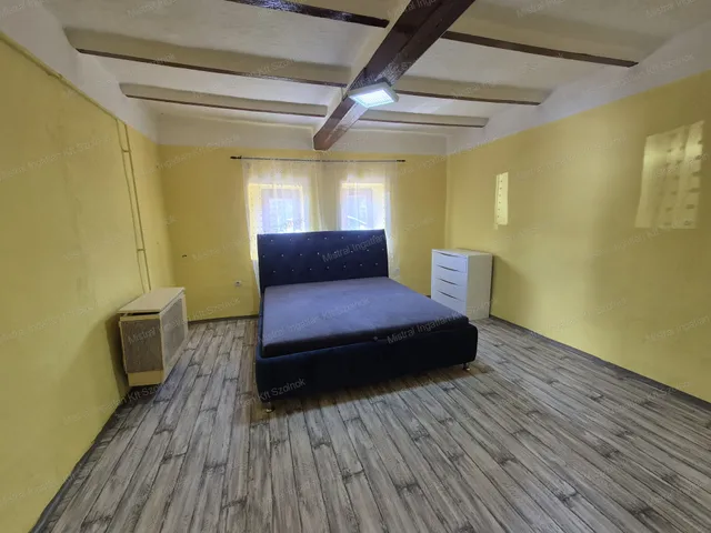 Eladó ház Törökszentmiklós 37 nm