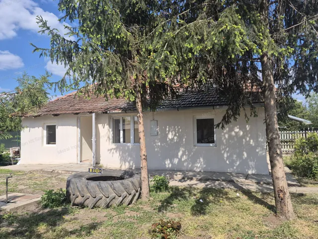 Eladó ház Törökszentmiklós, G-falu 55 nm