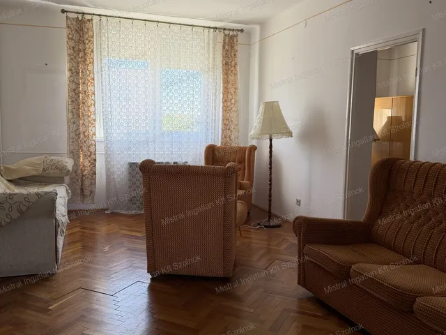 Eladó lakás Szolnok, Tallinn 72 nm
