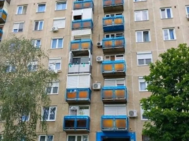 Eladó lakás Szolnok, Széchenyi-lakótelep 44 nm