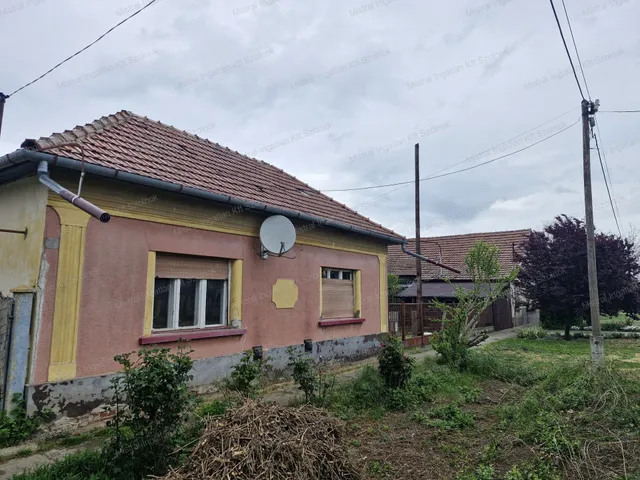 Eladó ház Rákóczifalva 65 nm