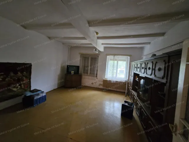 Eladó ház Rákóczifalva 80 nm