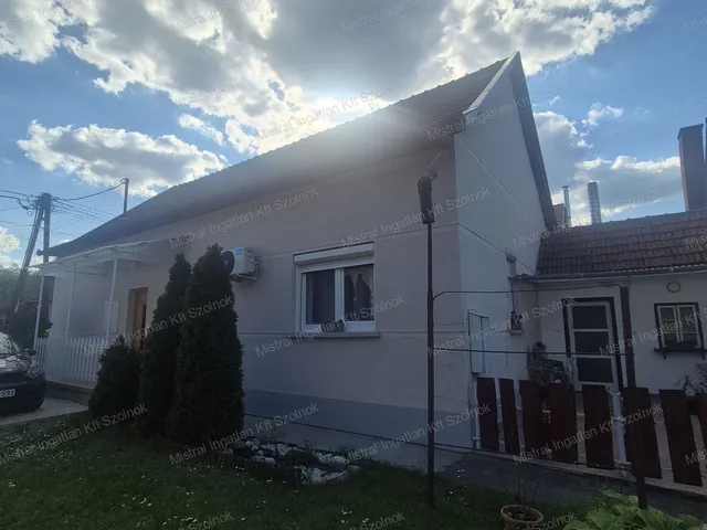 Eladó ház Szajol 125 nm