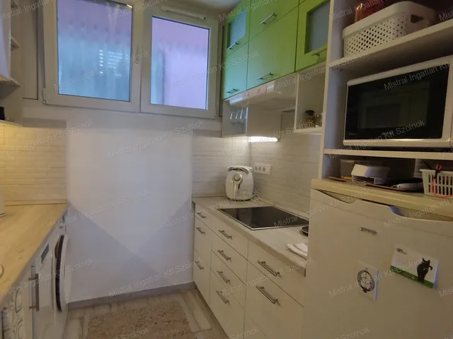 Eladó lakás Szolnok, Belváros 70 nm