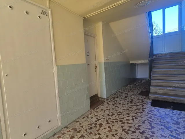 Eladó lakás Szolnok, Belváros 78 nm