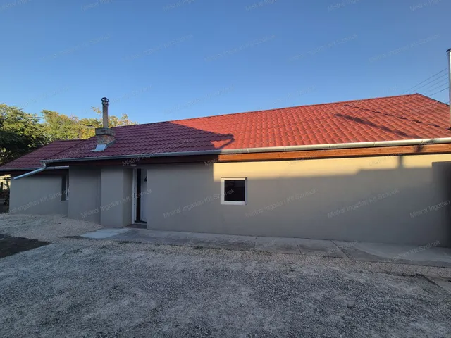 Eladó ház Törökszentmiklós, Alvég 50 nm
