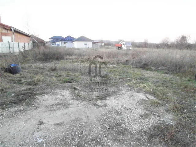 Eladó telek Kápolnásnyék 821 nm