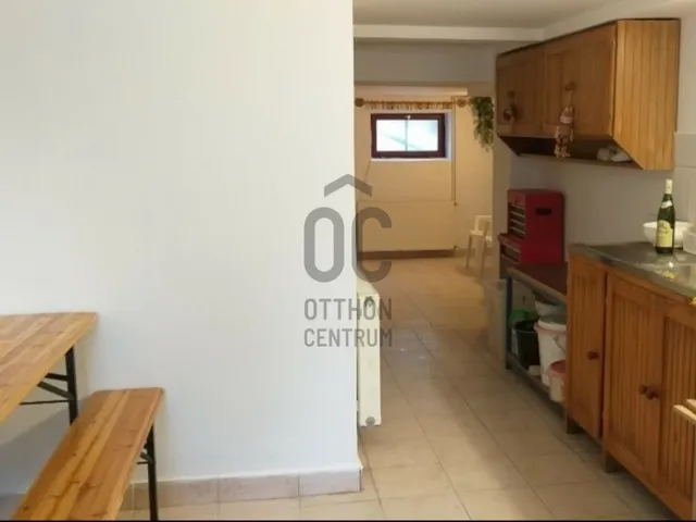Eladó ház Várpalota, Loncsos 200 nm