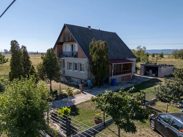 Eladó ház Ősi 181 nm
