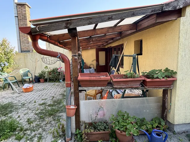 Eladó ház Várpalota, Kismező, Kisfaludy utca 85 nm