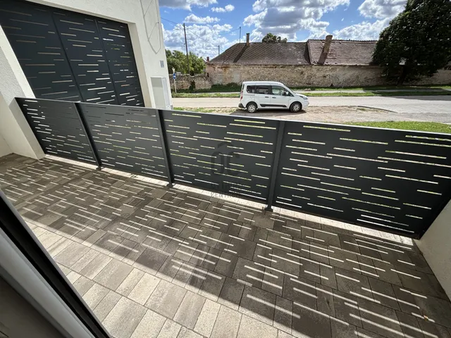 Kiadó lakás Várpalota 32 nm