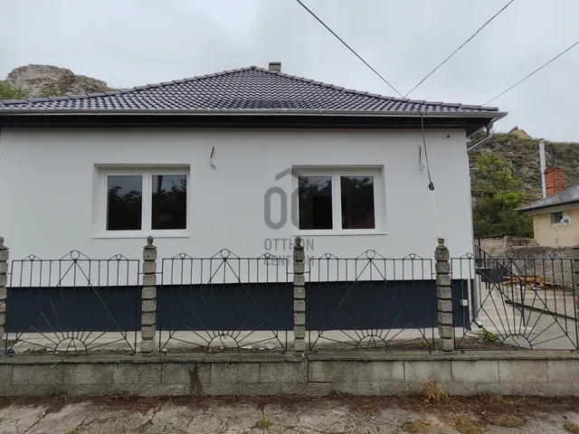 Eladó ház Várpalota, Inota 87 nm