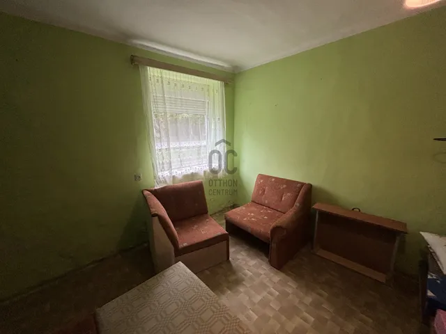 Eladó ház Várpalota, Kismező, Viola utca 88 nm