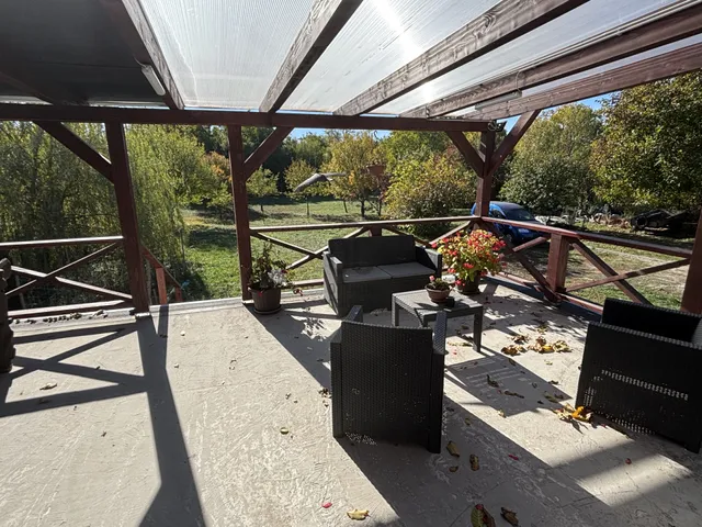 Eladó ház Várpalota, Inota 204 nm