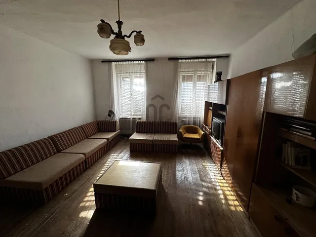 Eladó ház Ősi 111 nm