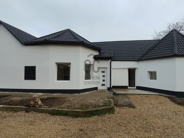 Eladó ház Nádasdladány 127 nm