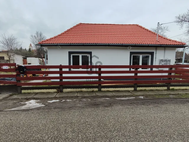 Eladó ház Berhida 103 nm