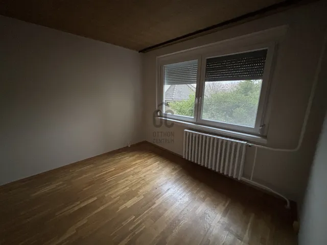 Eladó lakás Székesfehérvár, Palotaváros, Kelemen Béla utca 55 nm