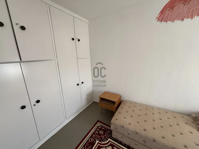 Eladó lakás Várpalota, Árpád utca 42 nm