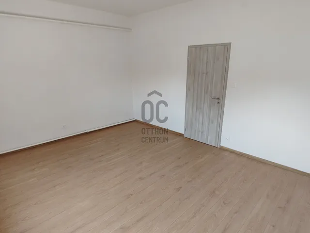 Eladó ház Várpalota, Kálvária 56 nm