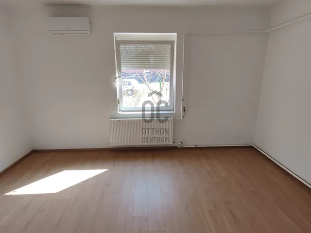 Eladó ház Várpalota, Kálvária 56 nm