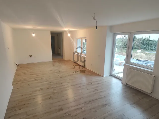 Eladó ház Ősi 96 nm