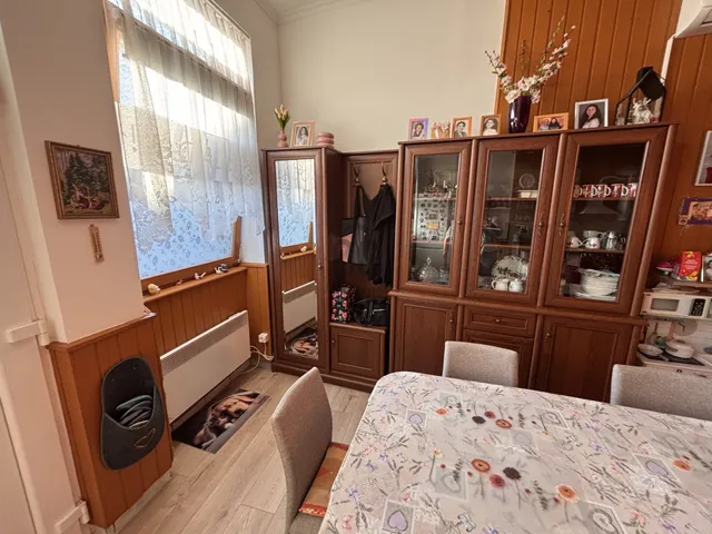 Eladó lakás Várpalota, Kossuth utca 54 nm