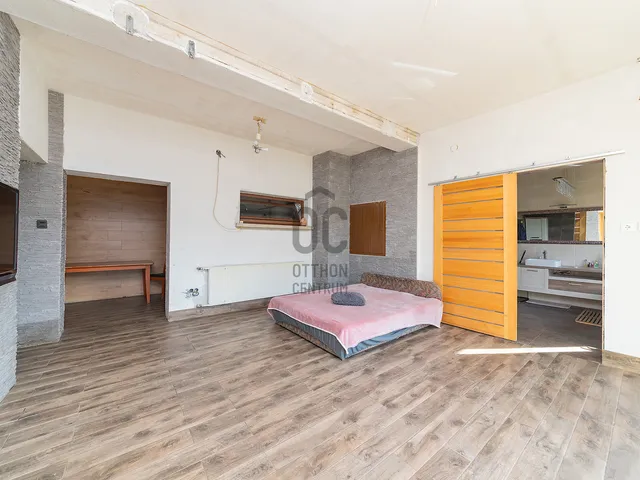 Eladó ház Budapest XVI. kerület, Árpádföld 165 nm
