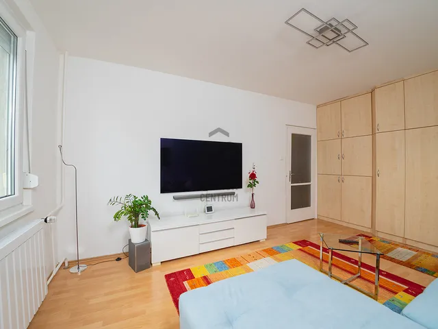 Eladó lakás Budapest XV. kerület, Újpalota 35 nm