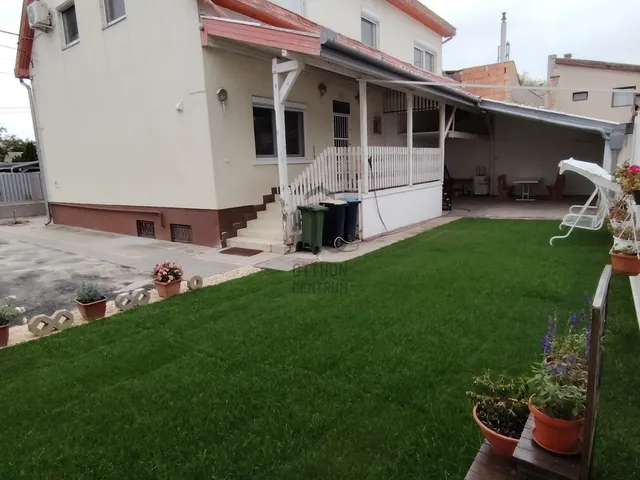 Eladó ház Budapest XX. kerület, Kossuthfalva 164 nm