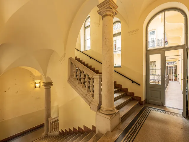 Eladó lakás Budapest VI. kerület, Nagykörúton belüli terület 67 nm