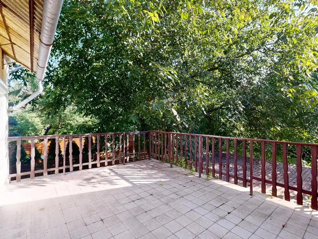 Eladó ház Budapest II. kerület, Budaliget 190 nm