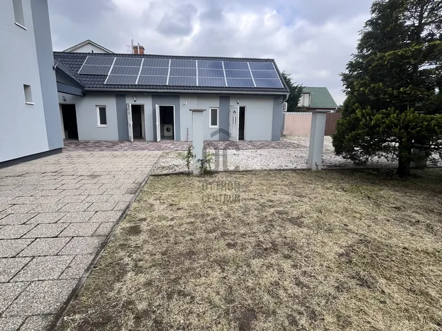 Eladó kereskedelmi és ipari ingatlan Vecsés 315 nm