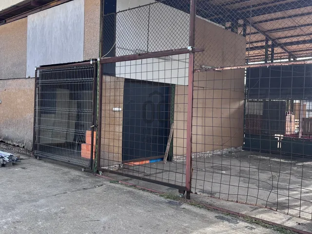 Kiadó kereskedelmi és ipari ingatlan Budapest XX. kerület 130 nm