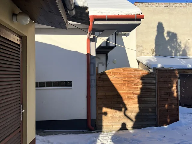 Eladó lakás Budapest XX. kerület, Honvéd utca 48 nm