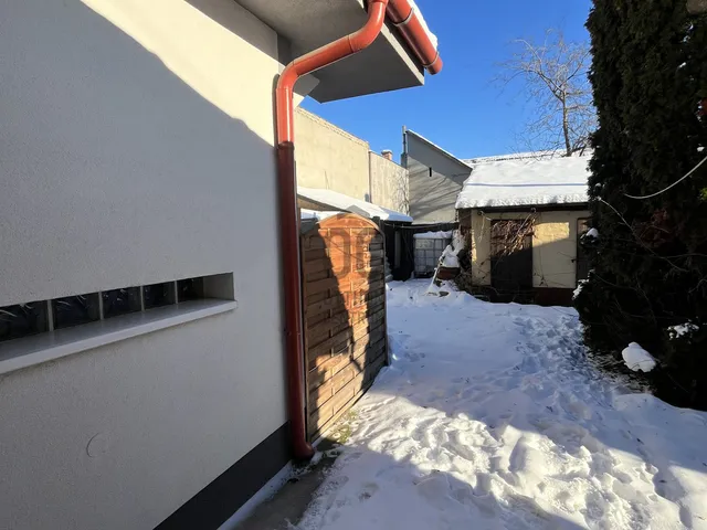 Eladó lakás Budapest XX. kerület, Honvéd utca 48 nm