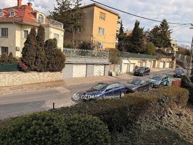 Eladó lakás Budapest I. kerület 38 nm