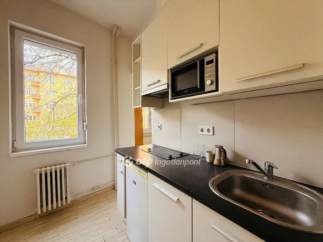 Eladó lakás Budapest I. kerület 79 nm