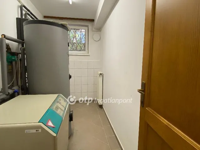 Eladó ház Budakeszi 450 nm