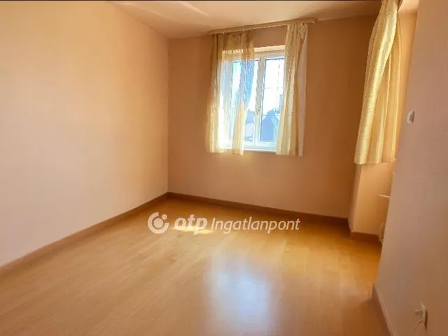Eladó ház Budakeszi 450 nm