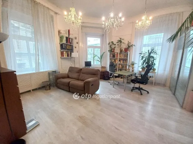 Eladó lakás Budapest VIII. kerület 106 nm